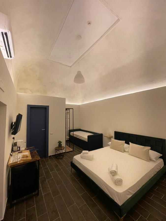 Palazzo Belmosto Napels Buitenkant foto